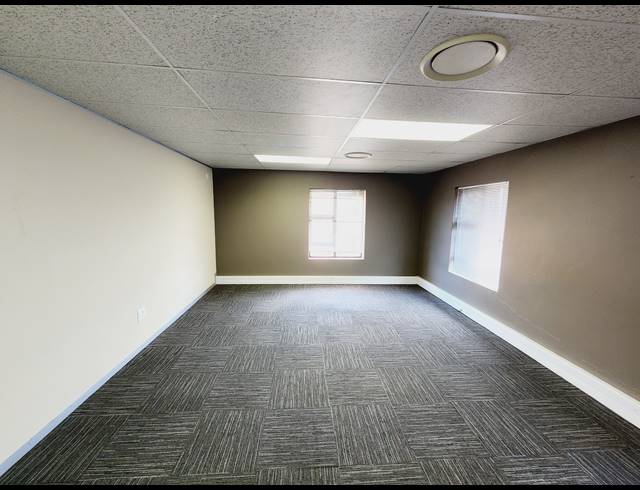 353M² OFFICE TO LET IN NORTH RIDING